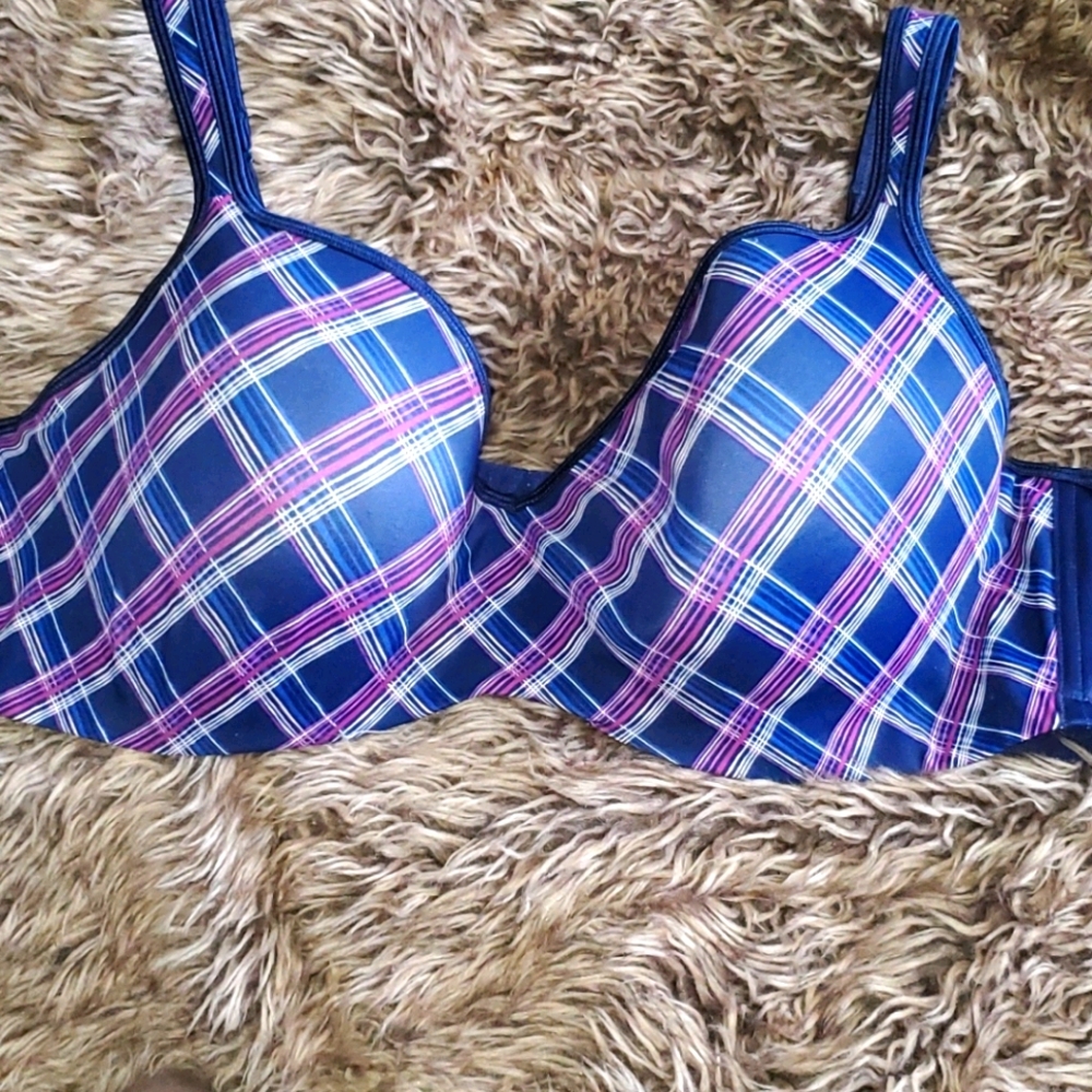 Voglio Bra Lightly Padded Size 48C